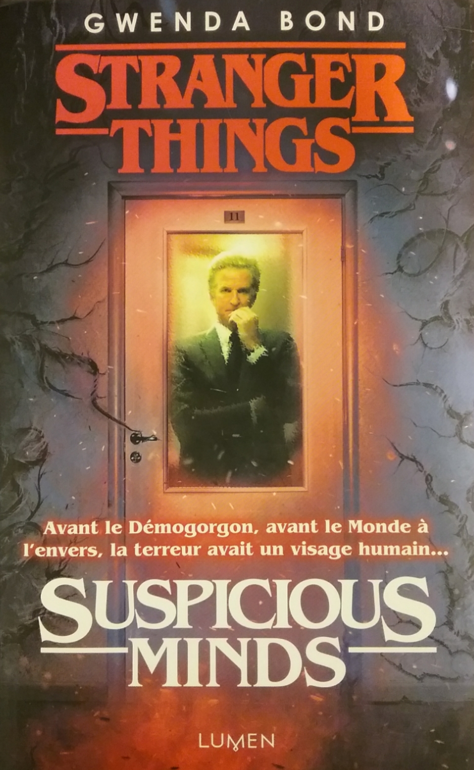 Stranger Things: Suspicious Minds by Gwenda Bond: 9781984819604 |  : Books